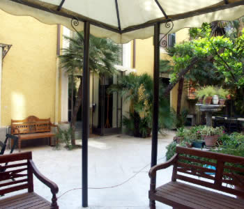 Affitta camere 3 stelle in Roma San Lorenzo - Casa della Palma