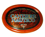 Insegne in poliuretano per negozi